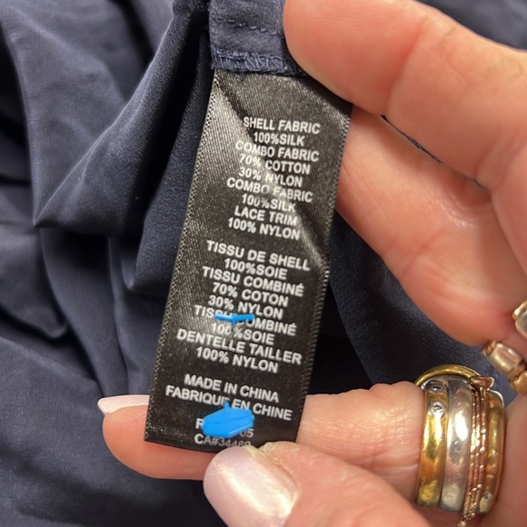 Rebecca Taylor Sara Lace Panel Silk Long Sleeve Blouse Ties at Cuff size 2 Navy - Picture 12 of 12